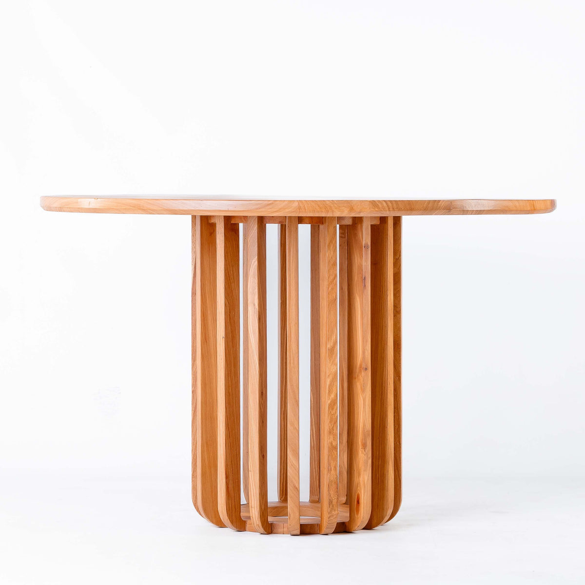 AMAJIKA DINING TABLE