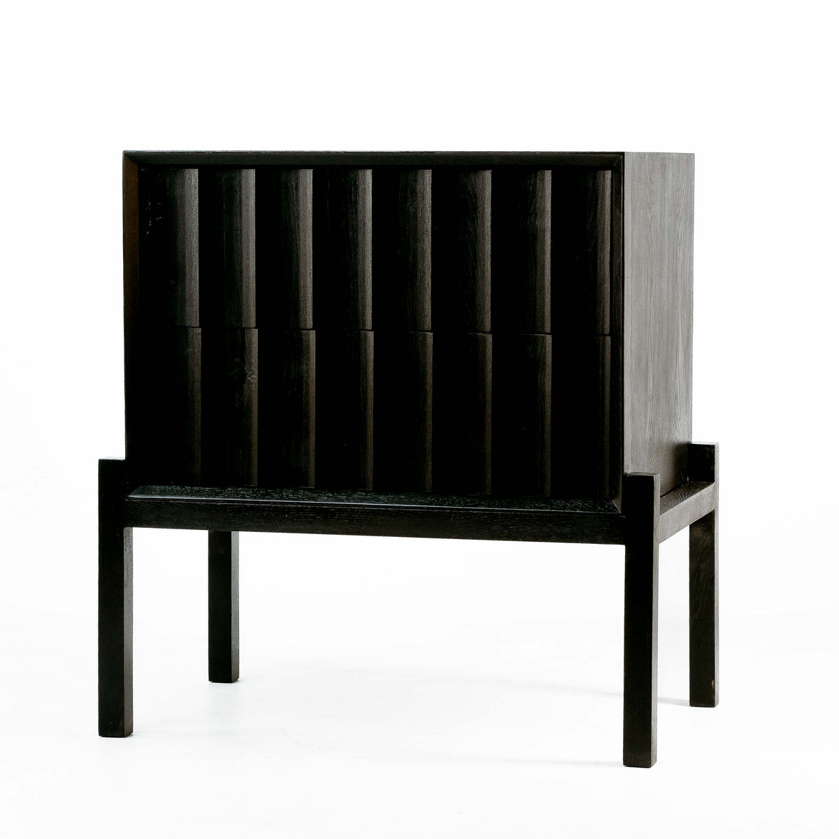 OKUN  BLACK PEDESTALS